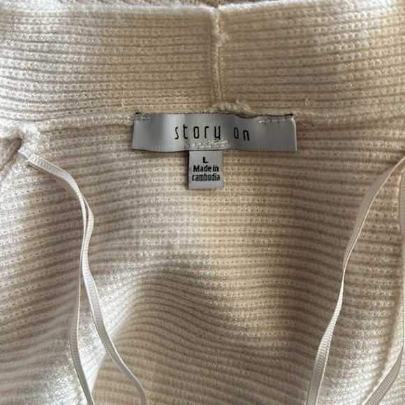 NWT Cardigan - Picture 6 of 7